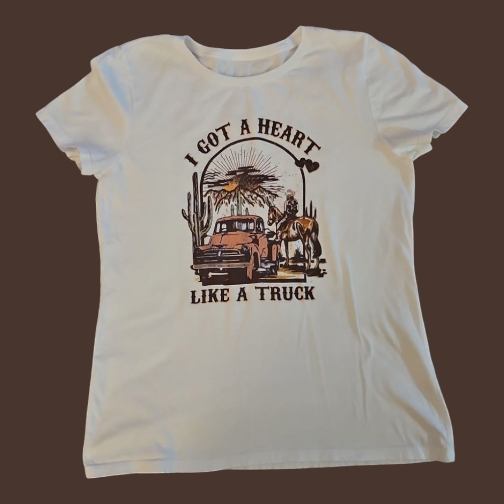 White Lainey Wilson Heart Like A Truck Graphic Short Sleeve T-Shirt